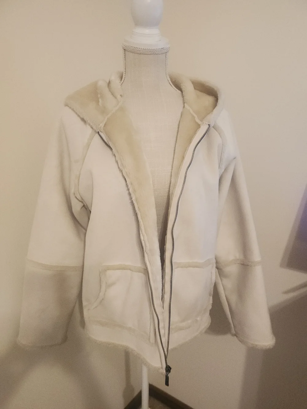 Liz Claiborne Cream Teddy Zip Front Hooded Jacket